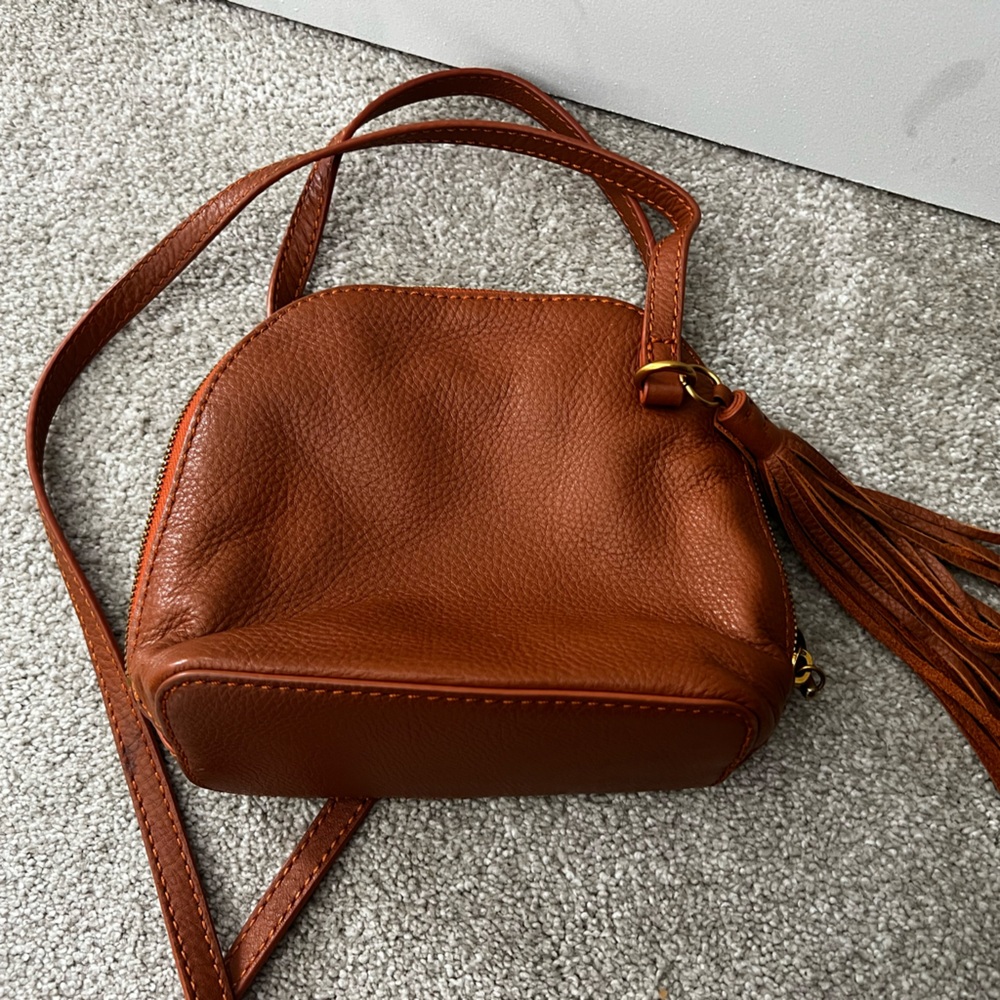 HOBO Nash Crossbody